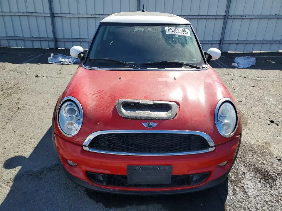 2013 MINI COOPER S  