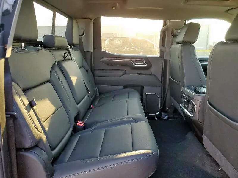 2025 CHEVROLET SILVERADO K1500 LTZ  