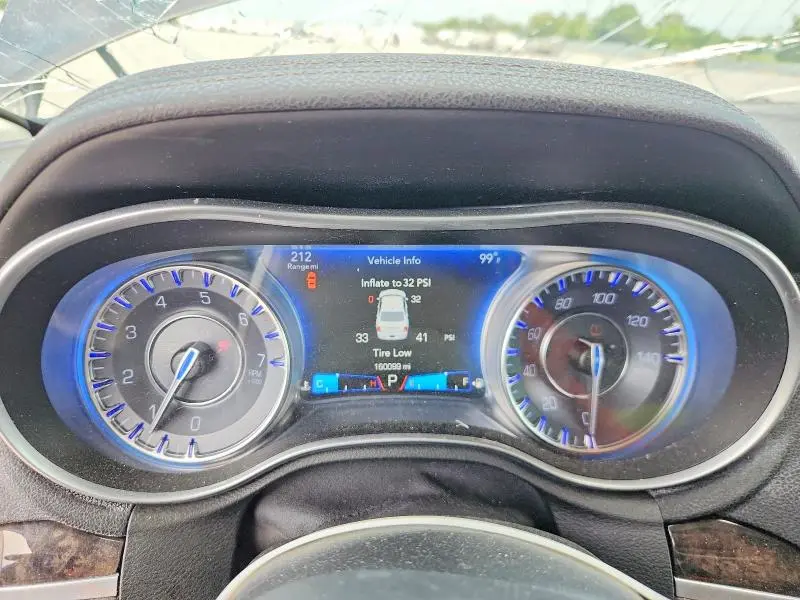 2017 CHRYSLER 300C   