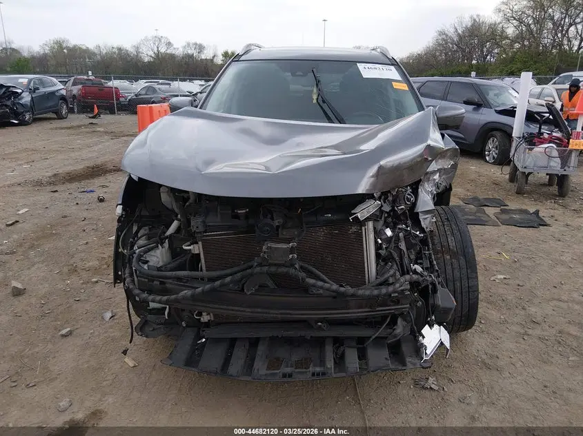 2018 NISSAN ROGUE SL