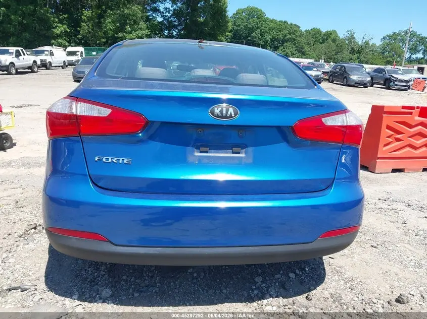 2015 KIA FORTE LX
