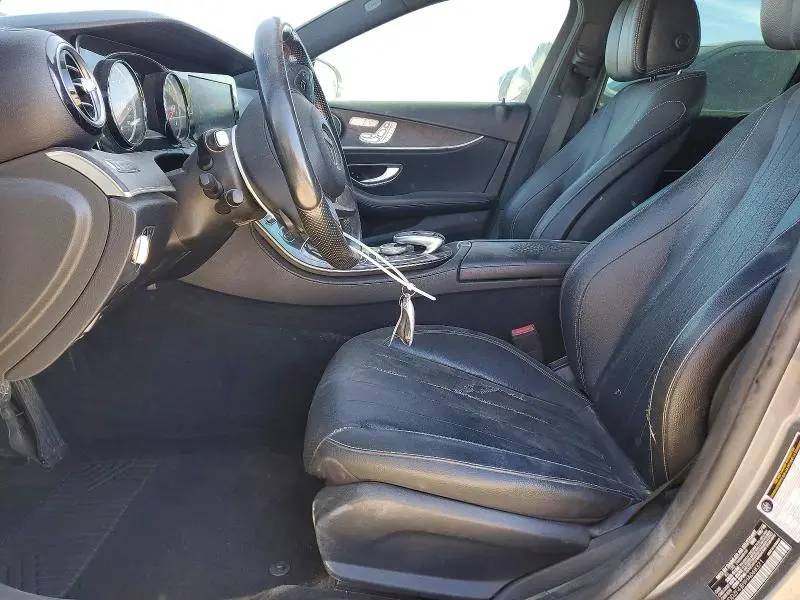 2017 MERCEDES-BENZ E 300  