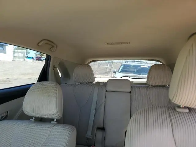 2013 TOYOTA VENZA LE  