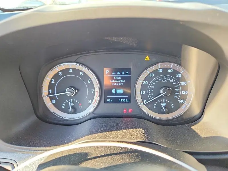2022 HYUNDAI VENUE SE  