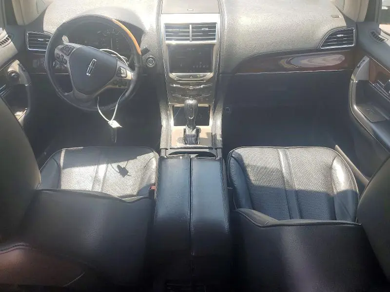 2011 LINCOLN MKX   