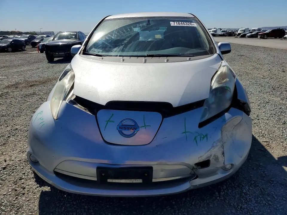 2014 NISSAN LEAF S  