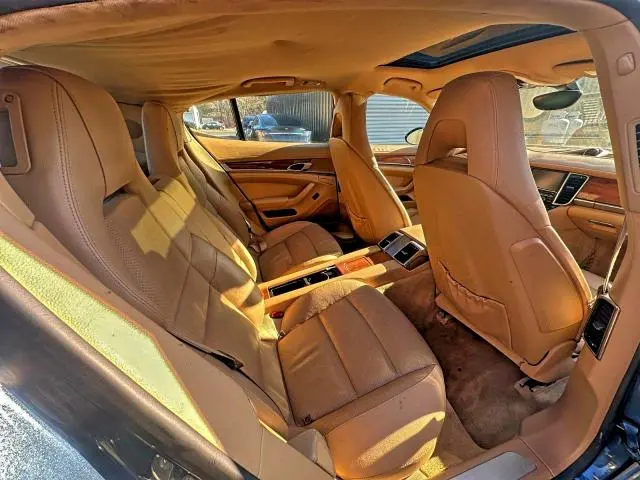 2013 PORSCHE PANAMERA 2  