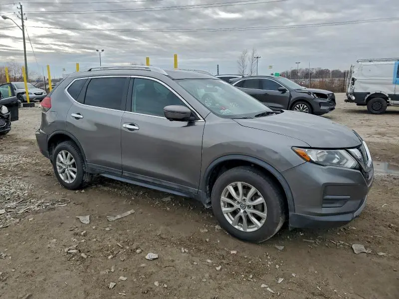 2017 NISSAN ROGUE SV  