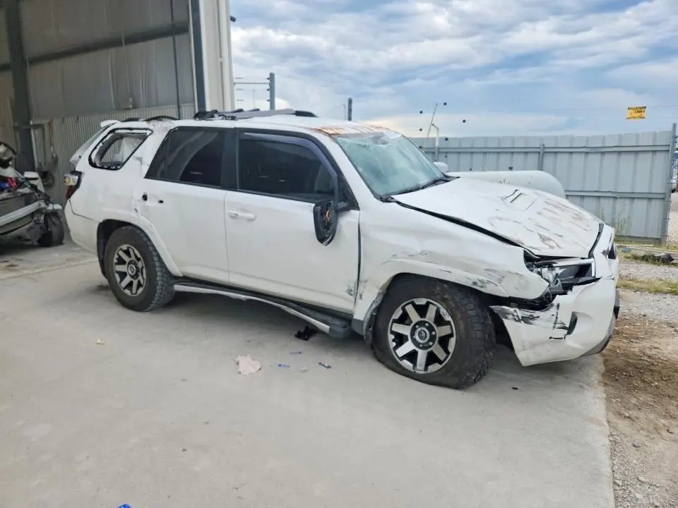 2018 TOYOTA 4RUNNER TRD OFF-ROAD PREMIUM  