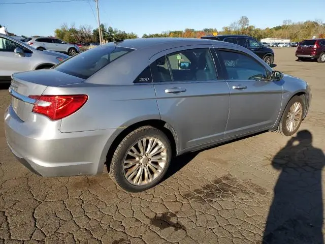2013 CHRYSLER 200 LX  