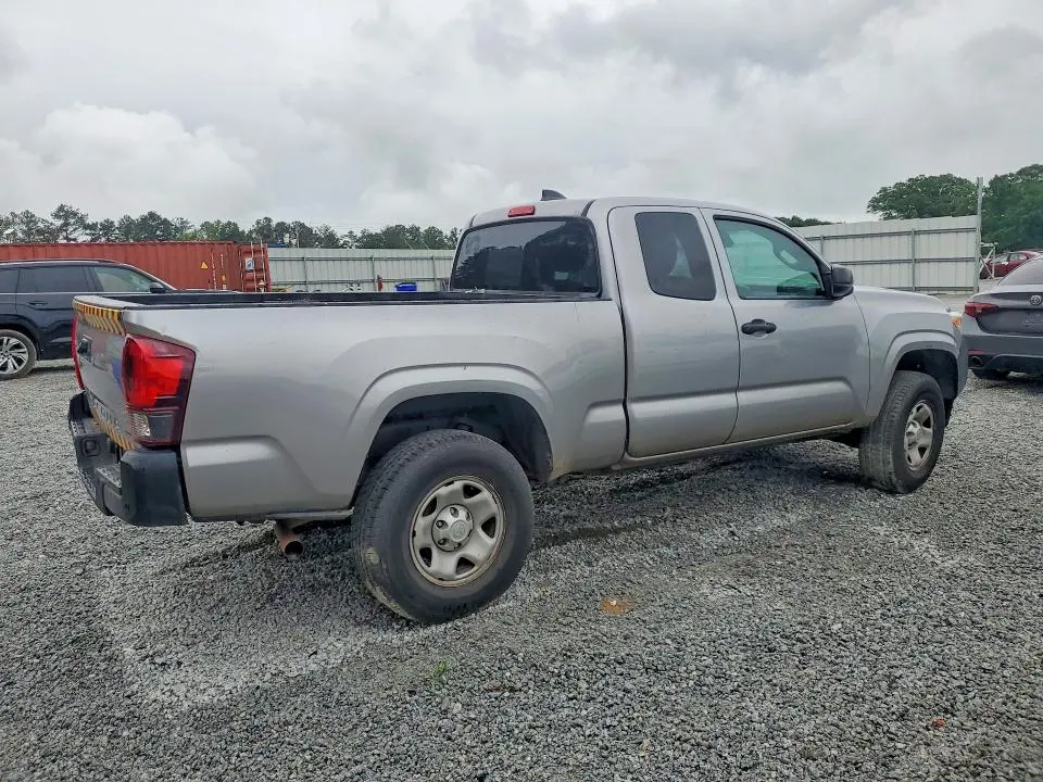 2020 TOYOTA TACOMA SR  