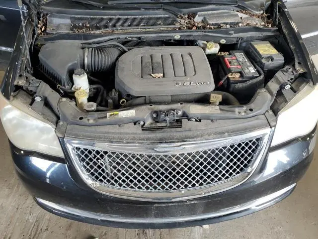 2013 CHRYSLER TOWN & COUNTRY TOURING  