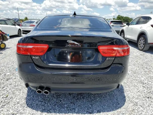 2018 JAGUAR XE PREMIUM  