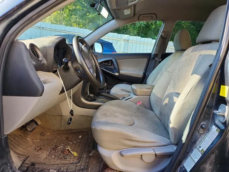 2011 TOYOTA RAV4 BASE  