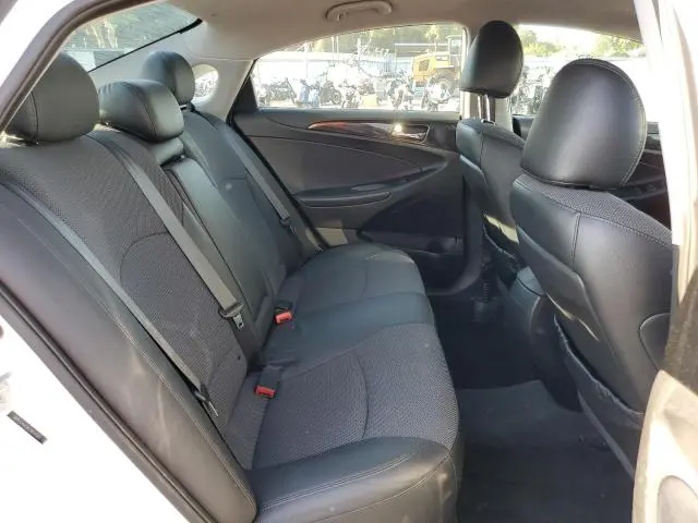 2014 HYUNDAI SONATA SE  