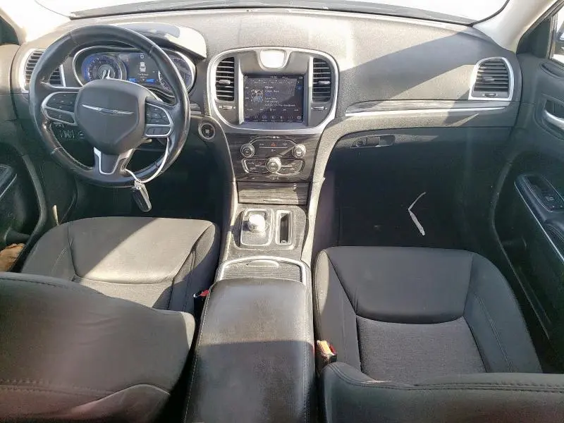 2018 CHRYSLER 300 TOURING  