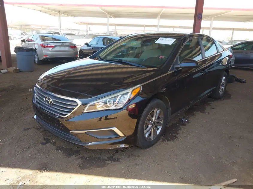 2017 HYUNDAI SONATA SE