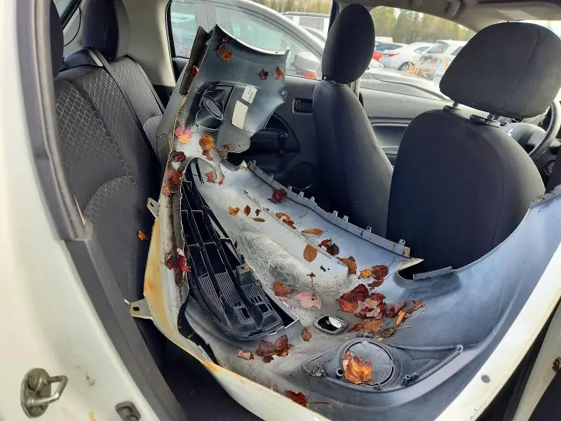 2015 MITSUBISHI MIRAGE DE  