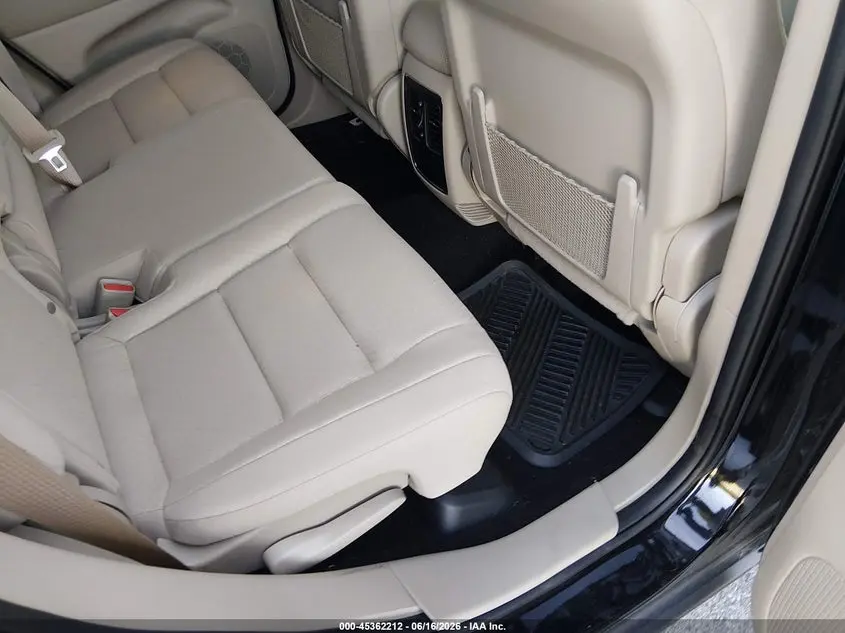 2021 JEEP GRAND CHEROKEE LAREDO E 4X4