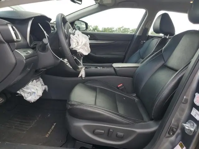 2023 NISSAN MAXIMA SV  