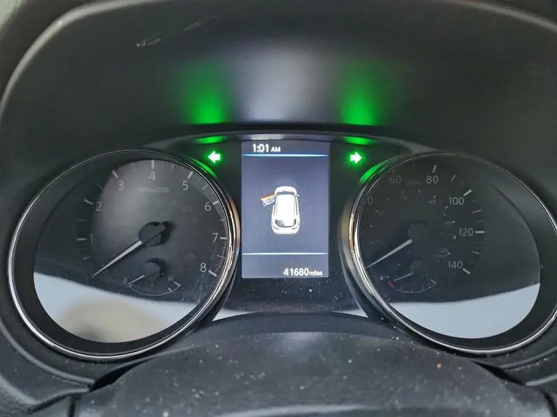 2021 NISSAN ROGUE SPORT SL  