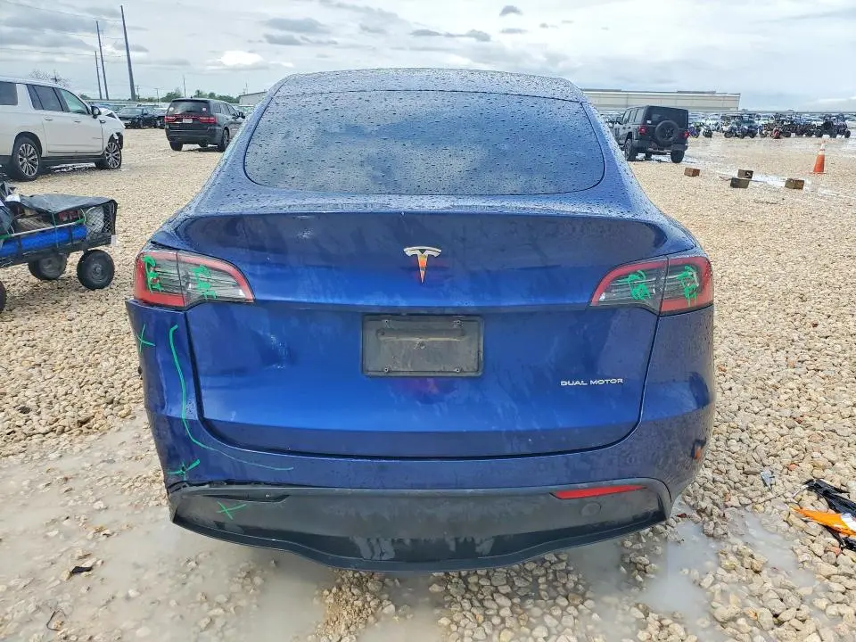 2022 TESLA MODEL Y   