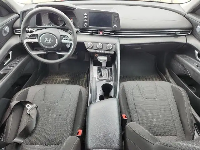 2021 HYUNDAI ELANTRA SE  