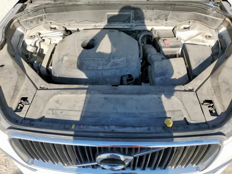 2019 VOLVO XC90 T5 MOMENTUM  
