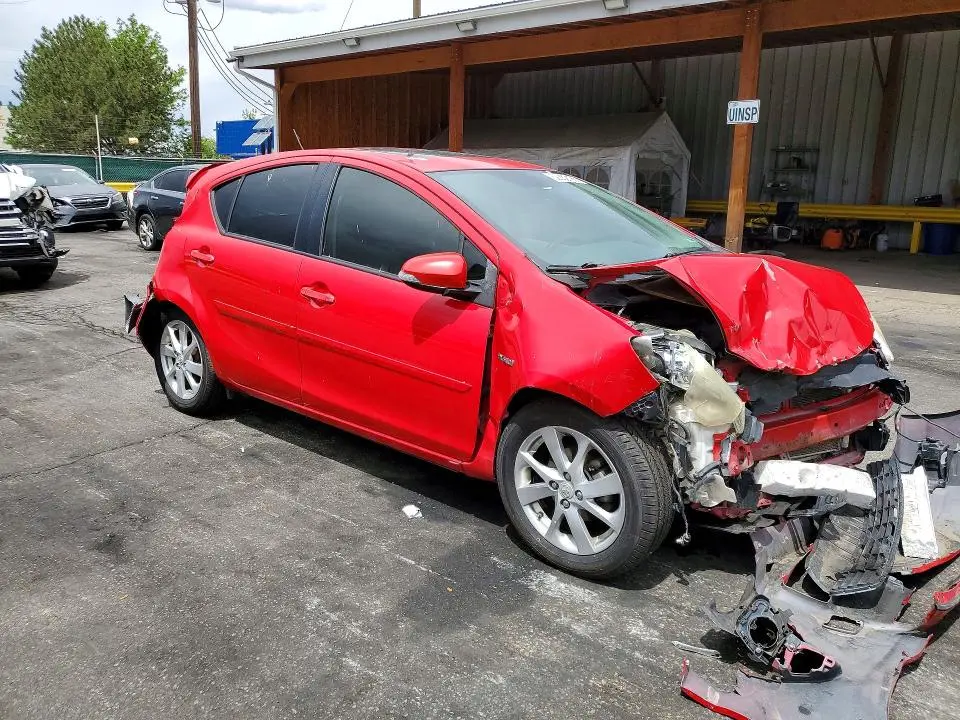 2012 TOYOTA PIRUS   