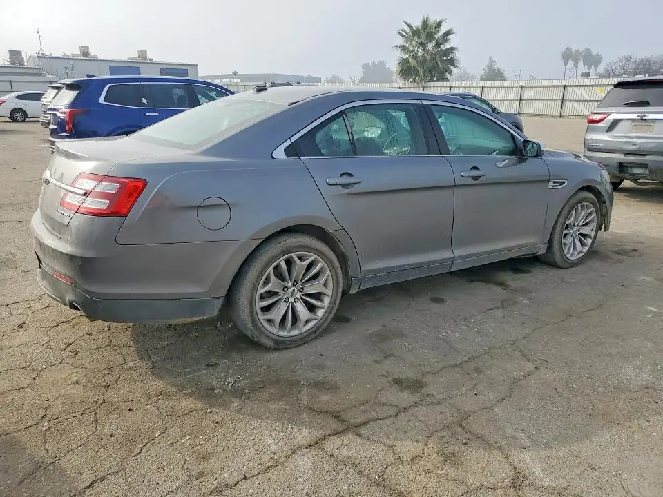2013 FORD TAURUS LIMITED  