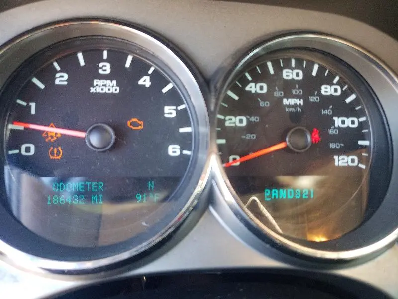 2011 CHEVROLET SILVERADO K1500 LT  