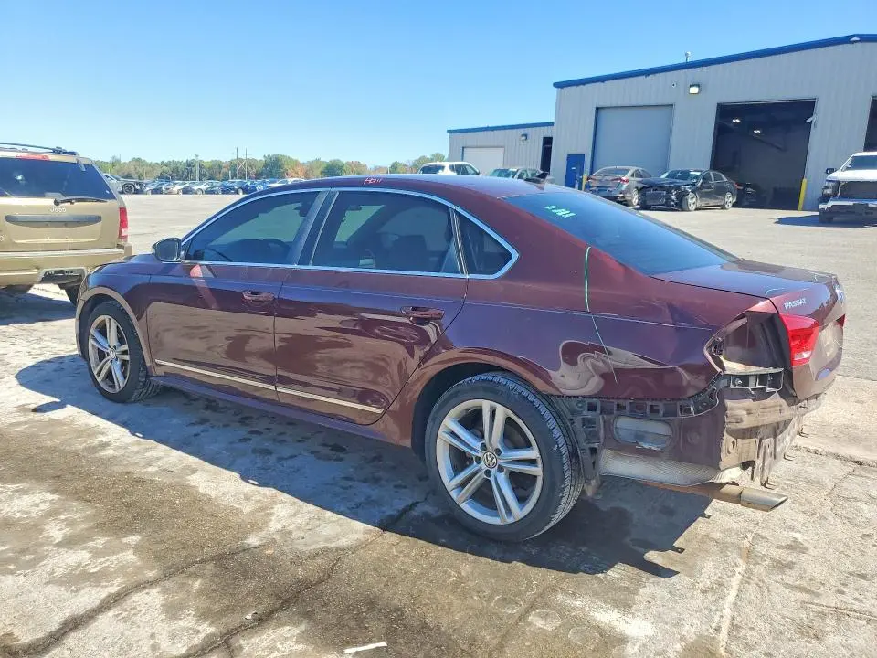 2013 VOLKSWAGEN PASSAT SE  