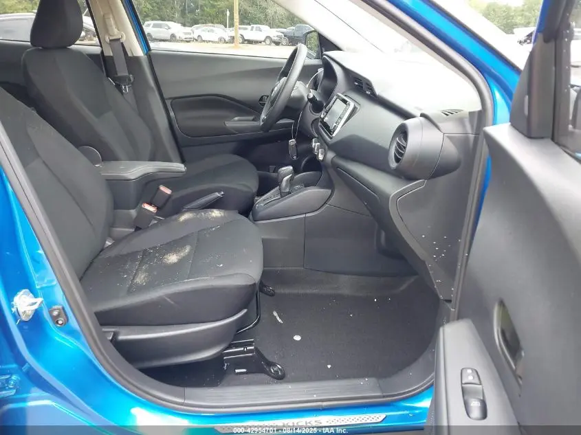 2024 NISSAN KICKS S XTRONIC CVT