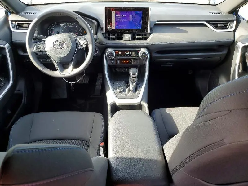 2024 TOYOTA RAV4 SE  