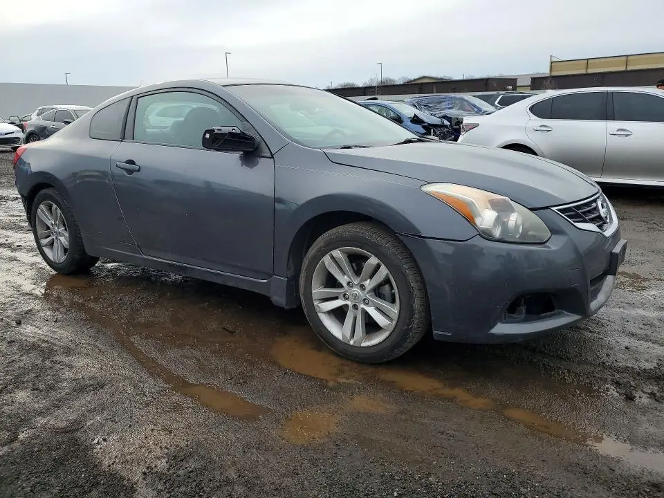 2013 NISSAN ALTIMA S  