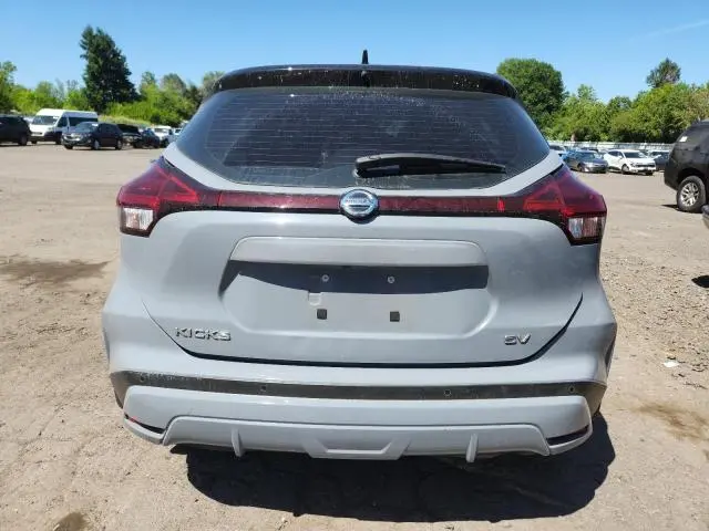 2021 NISSAN KICKS SV  