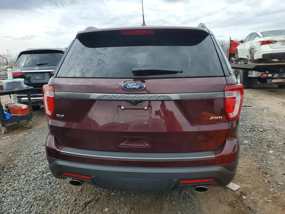 2019 FORD EXPLORER XLT  