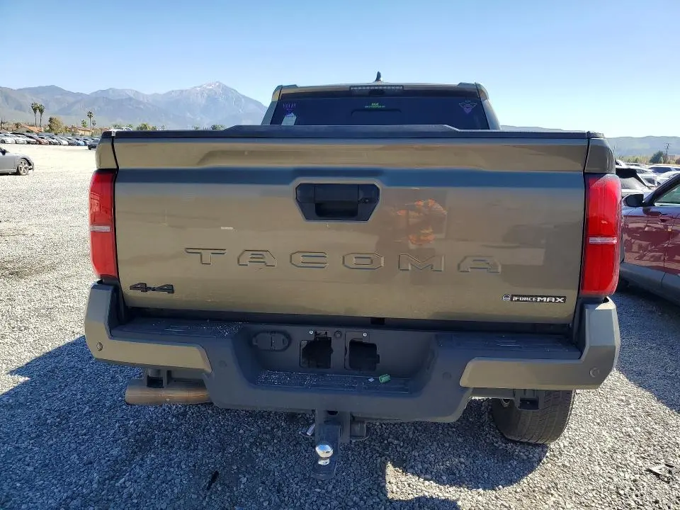 2025 TOYOTA TACOMA TRD SPORT HV  