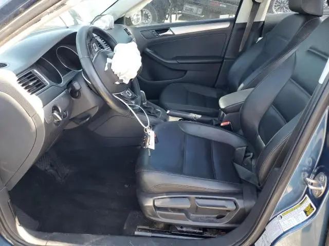 2015 VOLKSWAGEN JETTA SE  