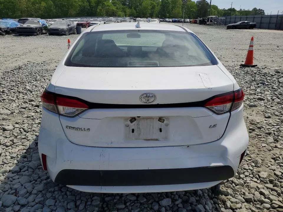 2021 TOYOTA COROLLA LE  