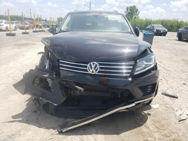 2015 VOLKSWAGEN TOUAREG V6  