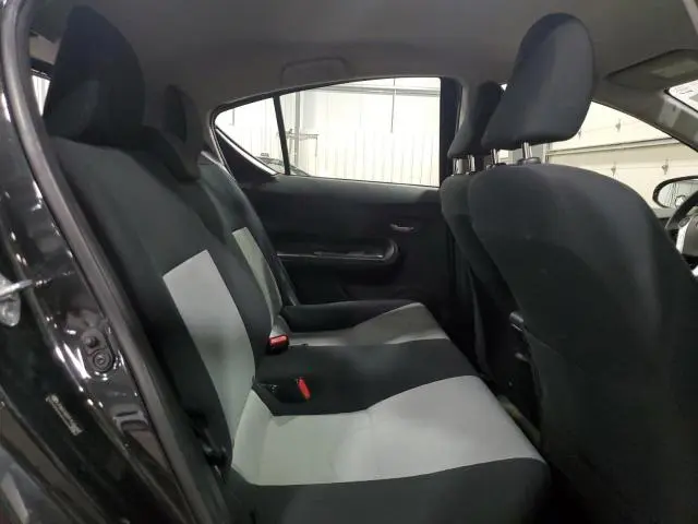2015 TOYOTA PRIUS C   