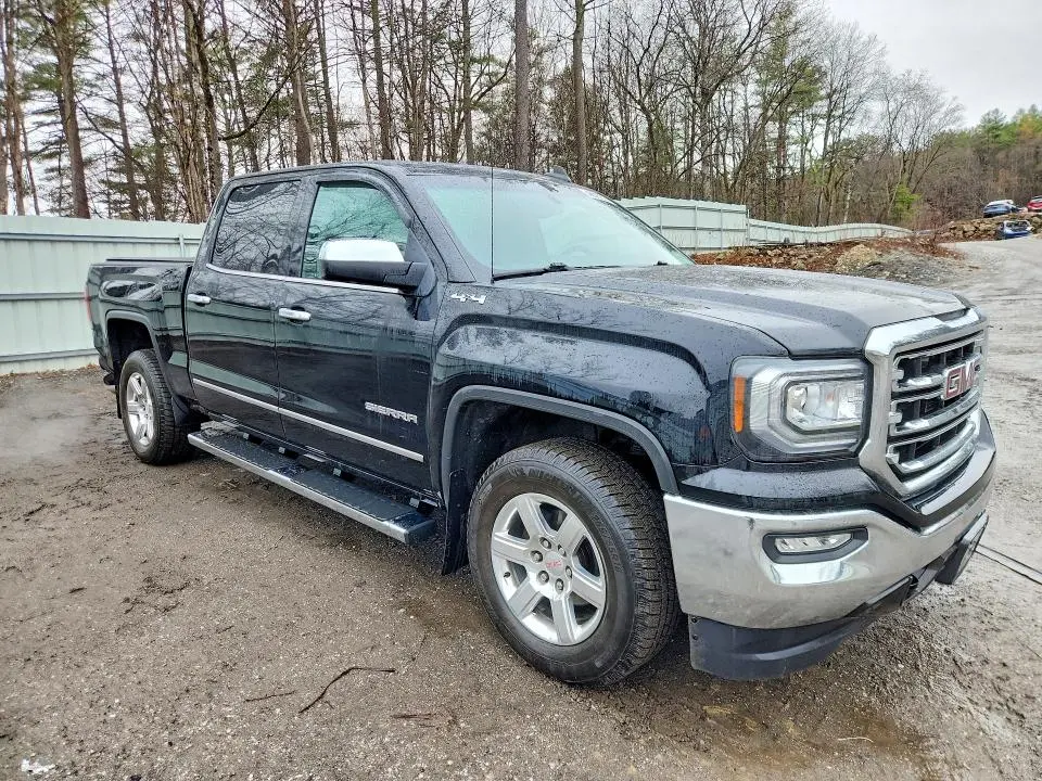 2018 GMC SIERRA K1500 SLT  