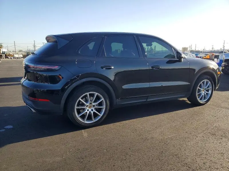 2019 PORSCHE CAYENNE   