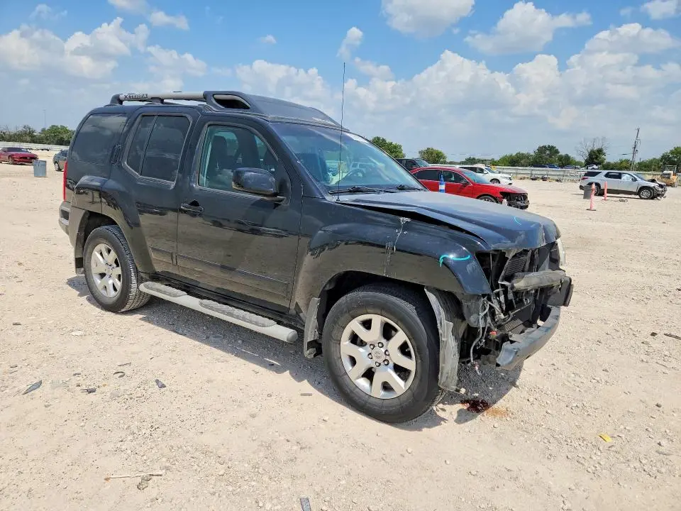 2010 NISSAN XTERRA X  