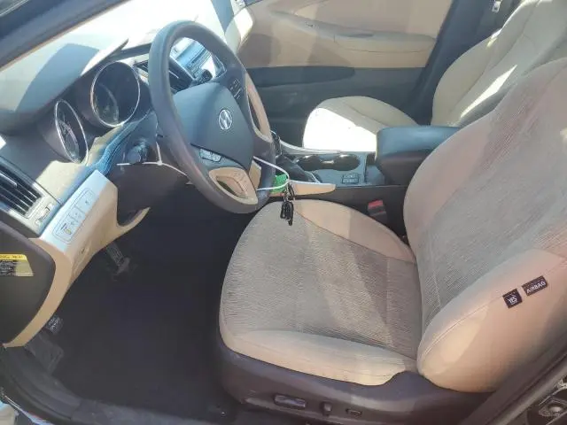 2013 HYUNDAI SONATA GLS  