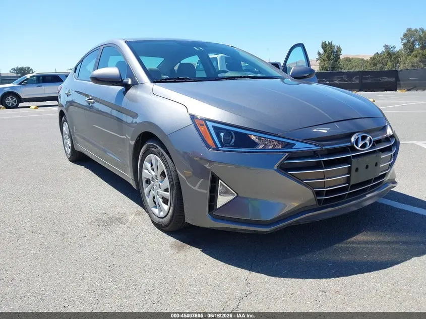 2019 HYUNDAI ELANTRA SE