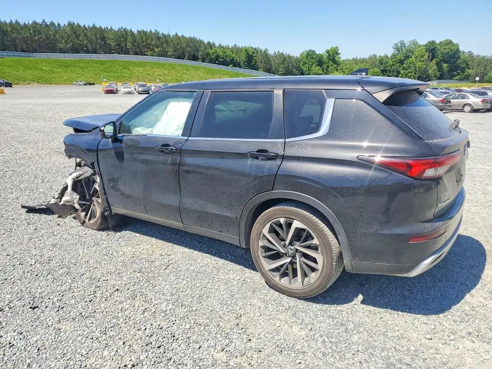 2023 MITSUBISHI OUTLANDER SE  