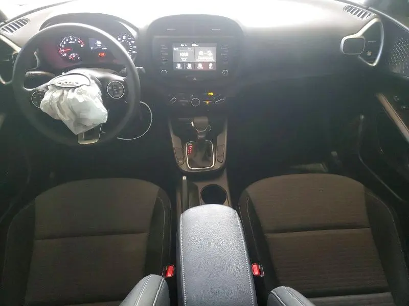 2021 KIA SOUL S  