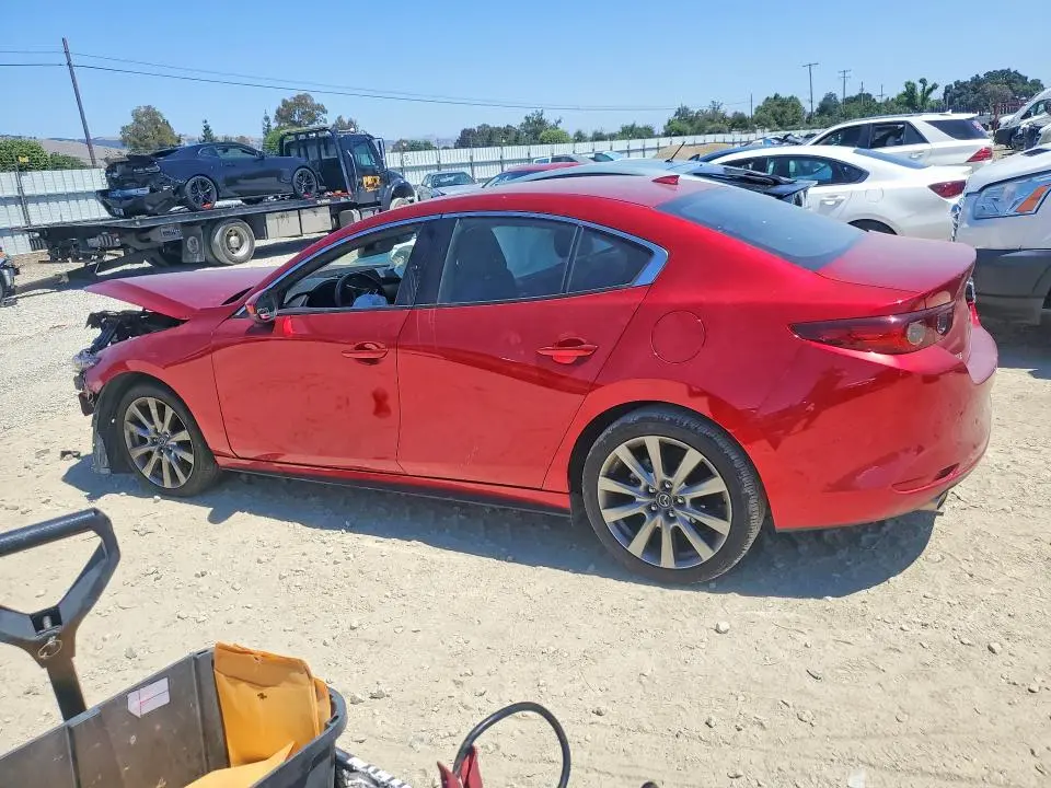 2022 MAZDA 3 PREMIUM  